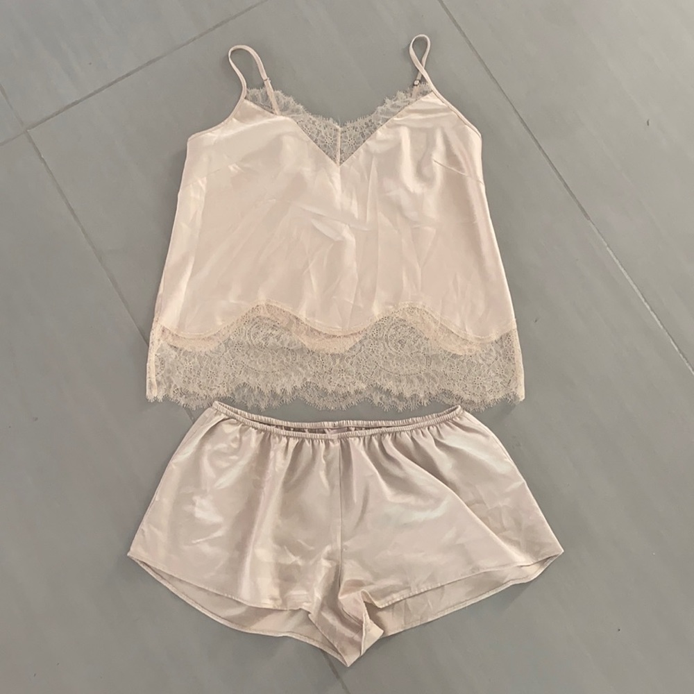 Victoria Secret Pajama Set